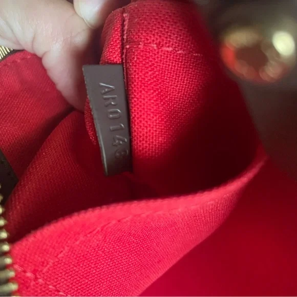 LV Damier Ebene Portobello MM - Picture 5 of 6